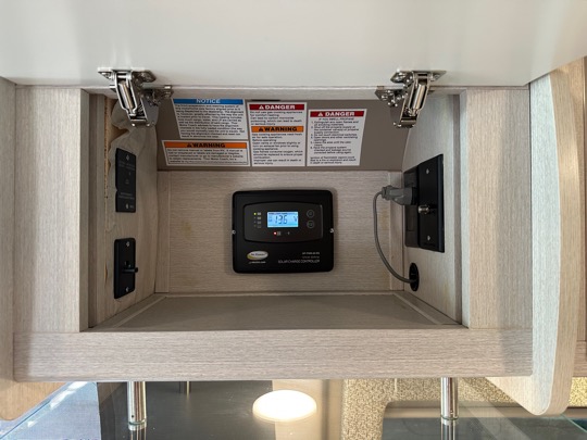 Kitchen storage